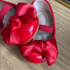 Red Bow Kids Shoes Size 5 toddler